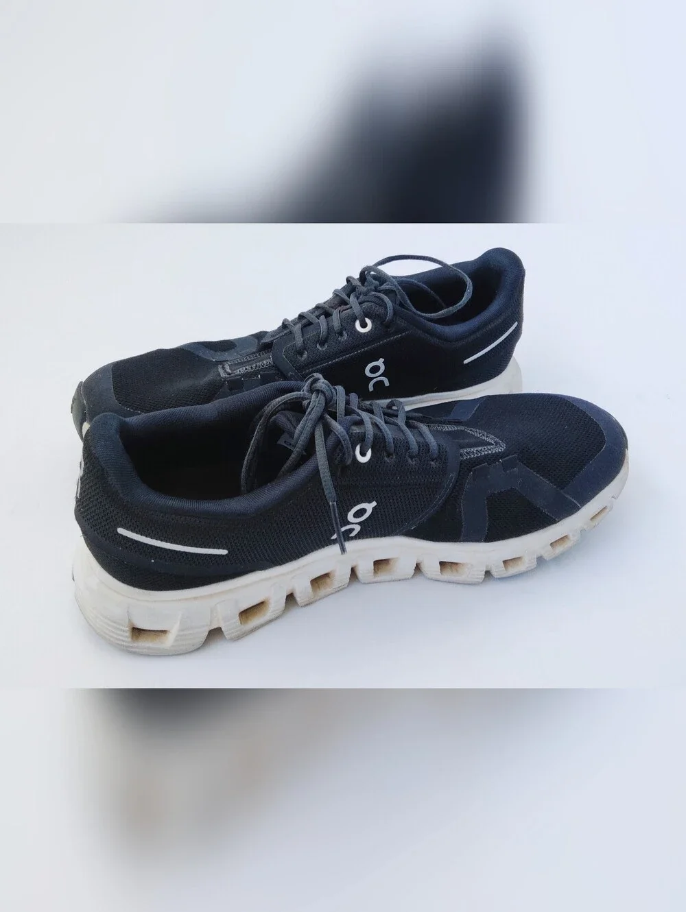 On Running Black and White Performance Trainers. Size 9 US. Pre-owned.